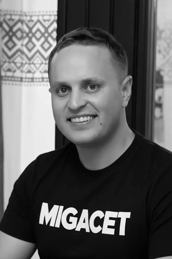 Ghenadi Migaes, artisan menuisier-agenceur MIGACET dans les Yvelines