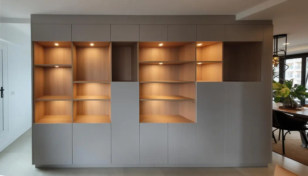 Bibliothèque sur mesure design avec grand choix de décors